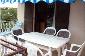 Croaţia Privát Srima, Exteriorul